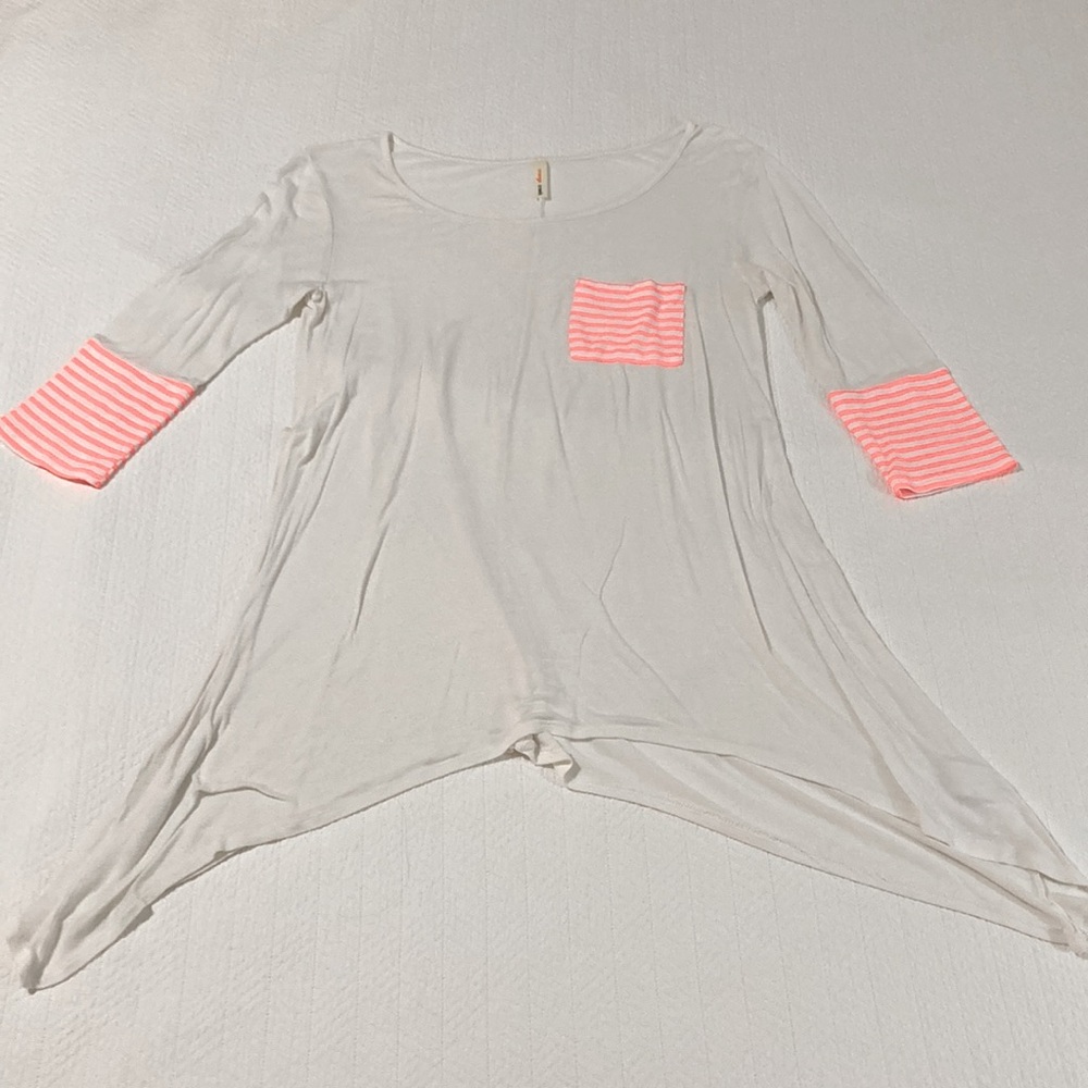 Cute lightweight handkerchief hem tunic